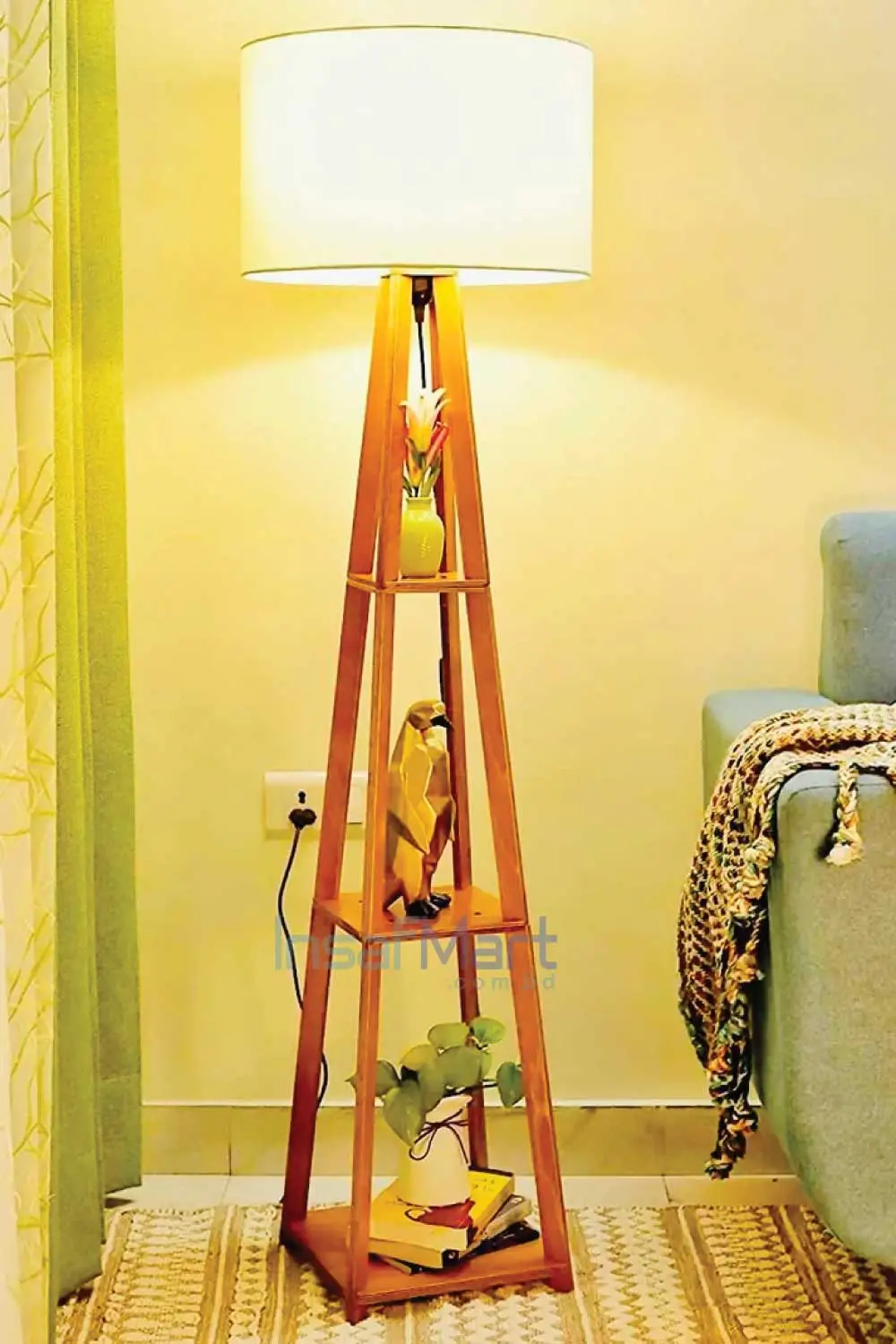 Bedroom-Multiutility-Floor-Lamps-1